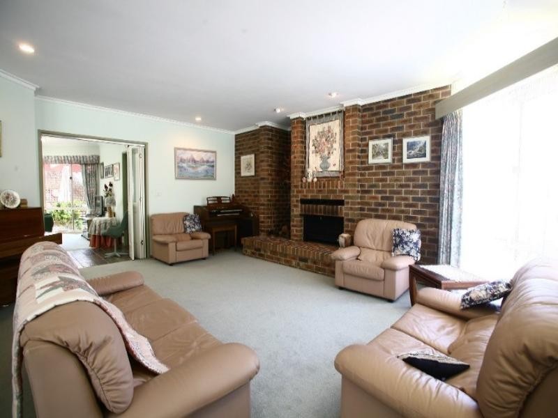 26 Dandelion Drive, Rowville VIC 3178
