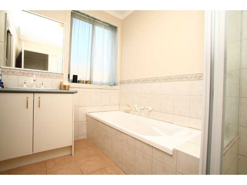 6/32 Hutton Avenue, Ferntree Gully VIC 3156