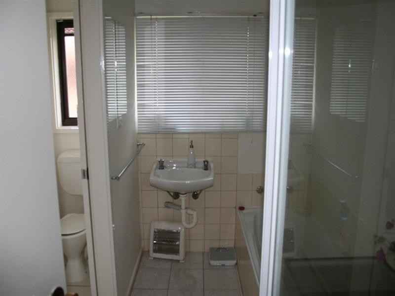 27 Wedge Crescent, Rowville VIC 3178