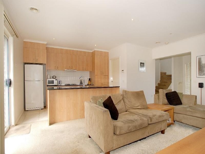 103 Sovereign Manors Crescent, Rowville VIC 3178