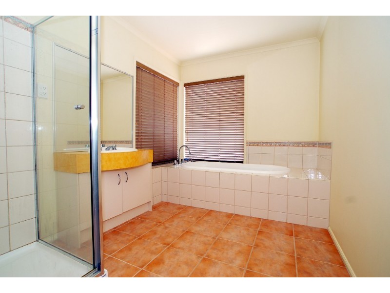 34 Kellbourne Drive, Rowville VIC 3178