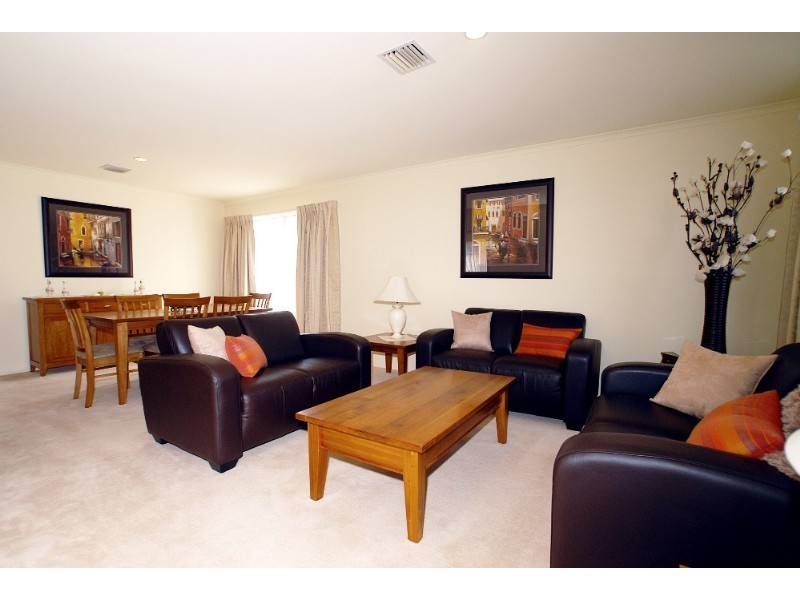 34 Kellbourne Drive, Rowville VIC 3178