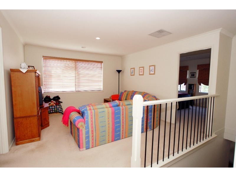 34 Kellbourne Drive, Rowville VIC 3178