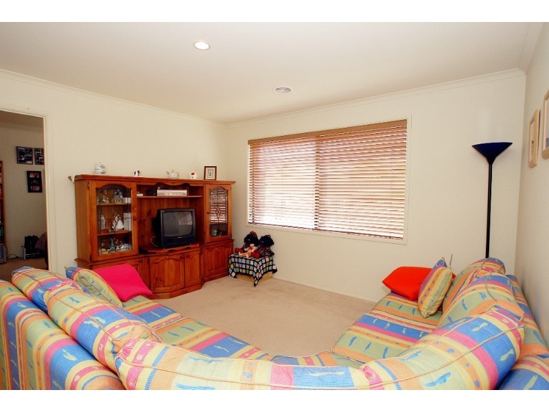 34 Kellbourne Drive, Rowville VIC 3178