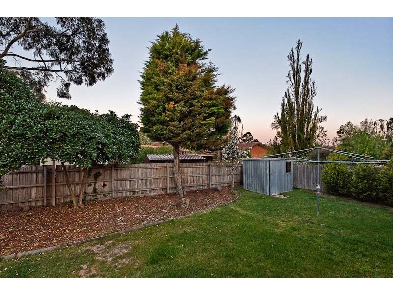 40 Denton Drive, Endeavour Hills VIC 3802