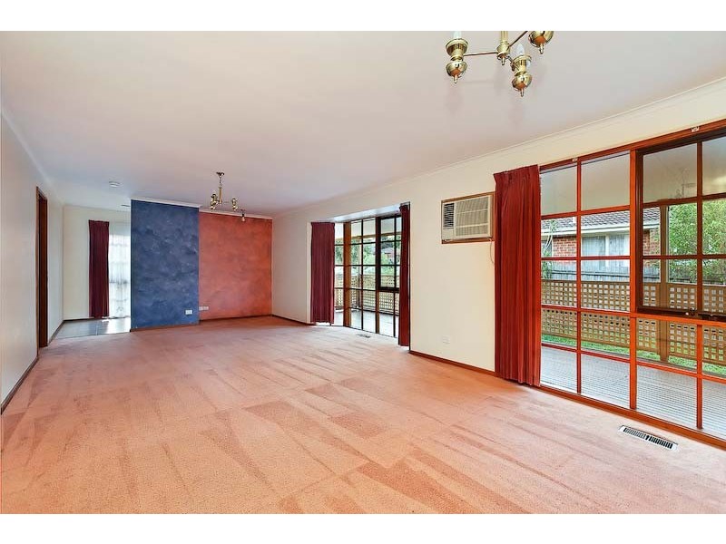 40 Denton Drive, Endeavour Hills VIC 3802