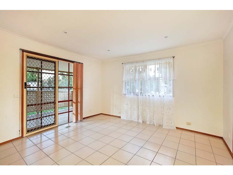 40 Denton Drive, Endeavour Hills VIC 3802