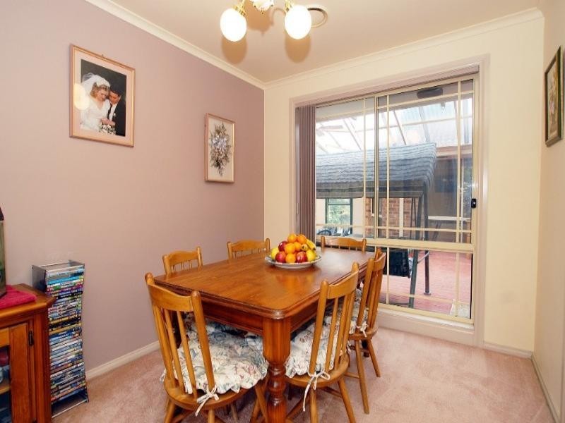 18 Longwood Close, Rowville VIC 3178