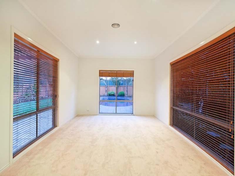 10 Stephenson Court, Rowville VIC 3178