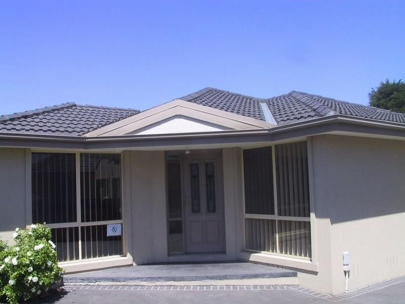 2/82 Moriah Street, Clayton VIC 3168