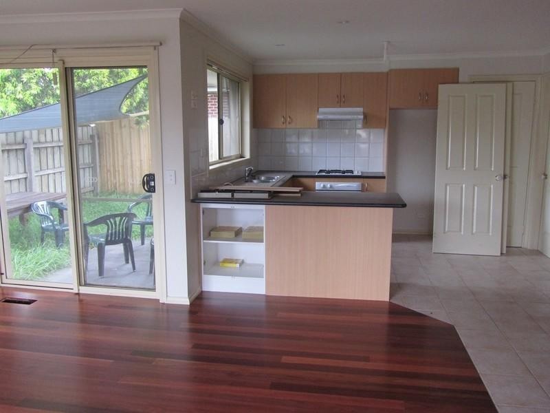 2/82 Moriah Street, Clayton VIC 3168