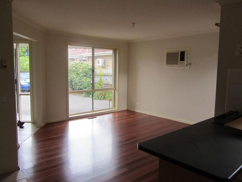 2/82 Moriah Street, Clayton VIC 3168