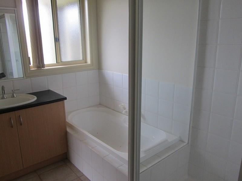 2/82 Moriah Street, Clayton VIC 3168