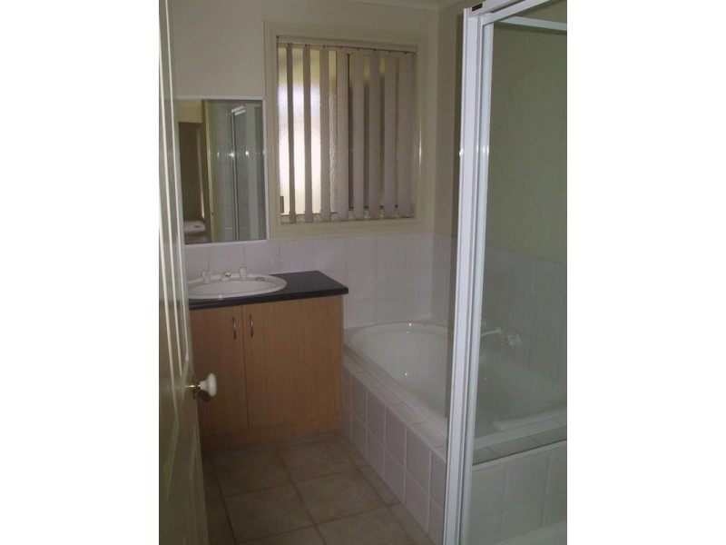 2/82 Moriah Street, Clayton VIC 3168