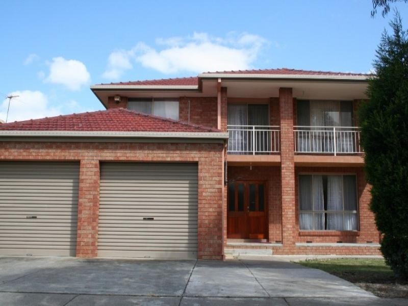 21 The Fairway, Rowville VIC 3178