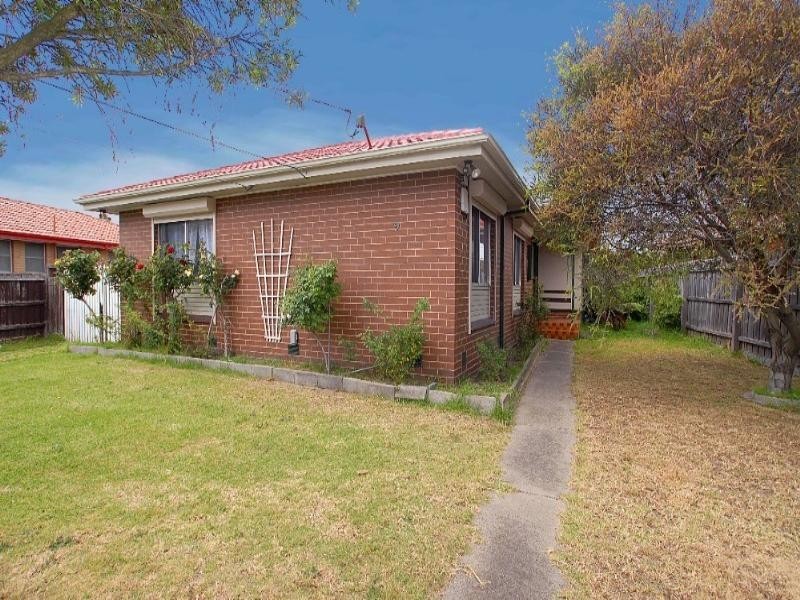 9 Barron Court, Dandenong North VIC 3175