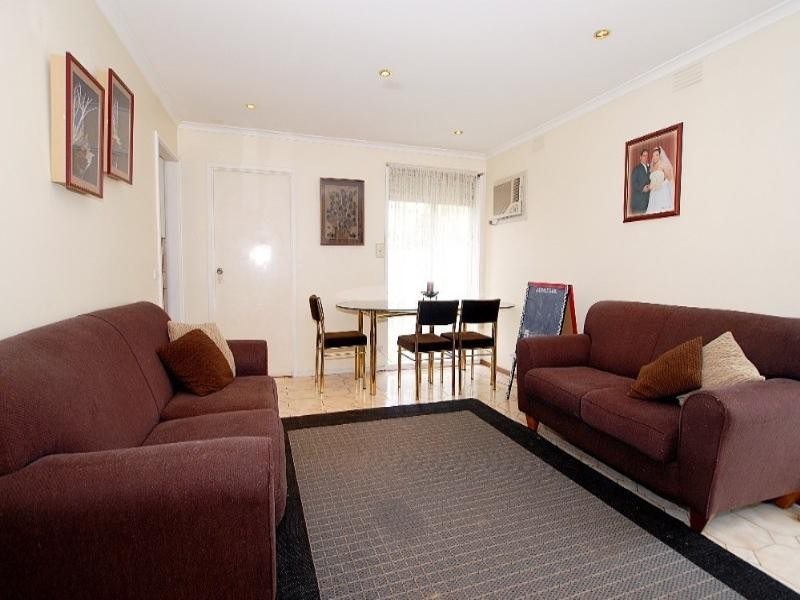 9 Barron Court, Dandenong North VIC 3175