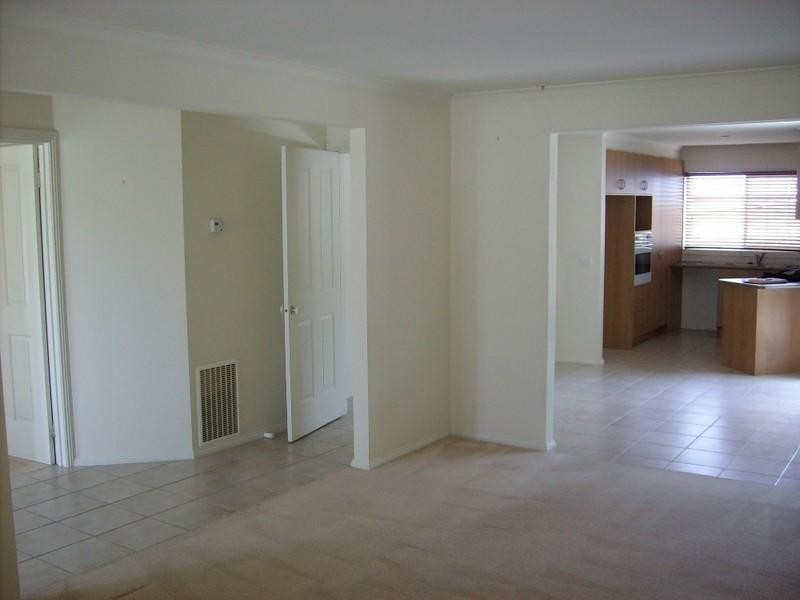 3 Memory Lane, Rowville VIC 3178