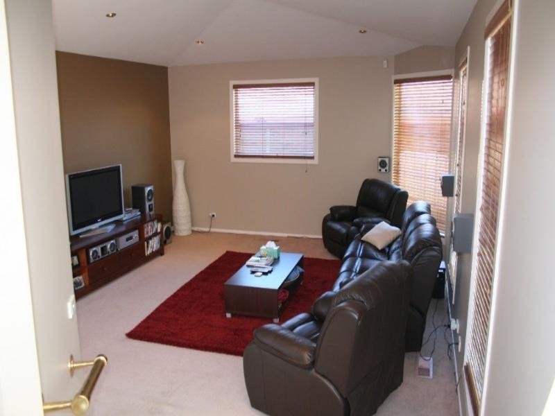 28 Dandelion Drive, Rowville VIC 3178