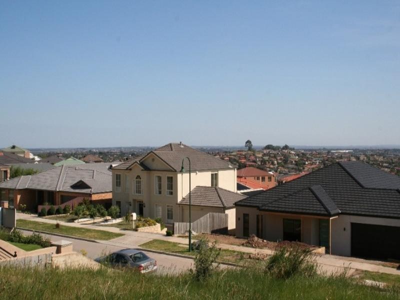 47 Montbrae Circuit, Narre Warren VIC 3805