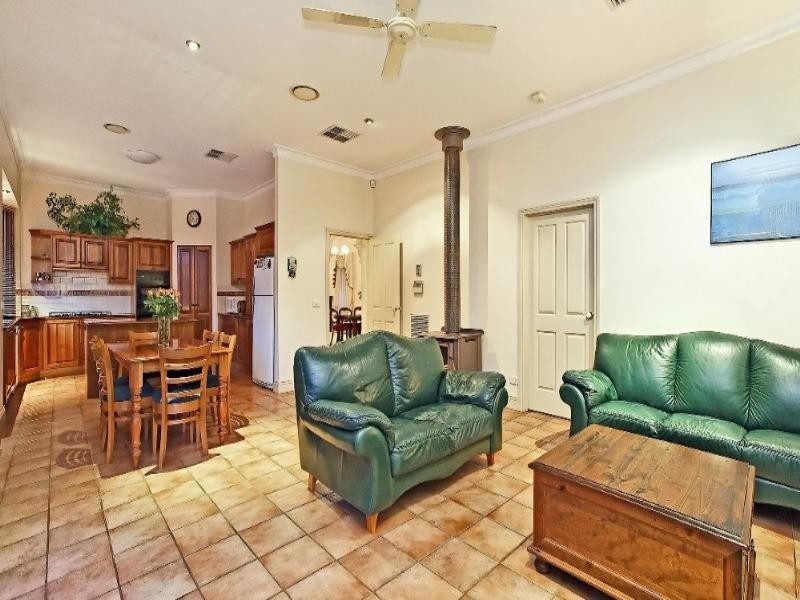 69 Vista Crescent, Rowville VIC 3178