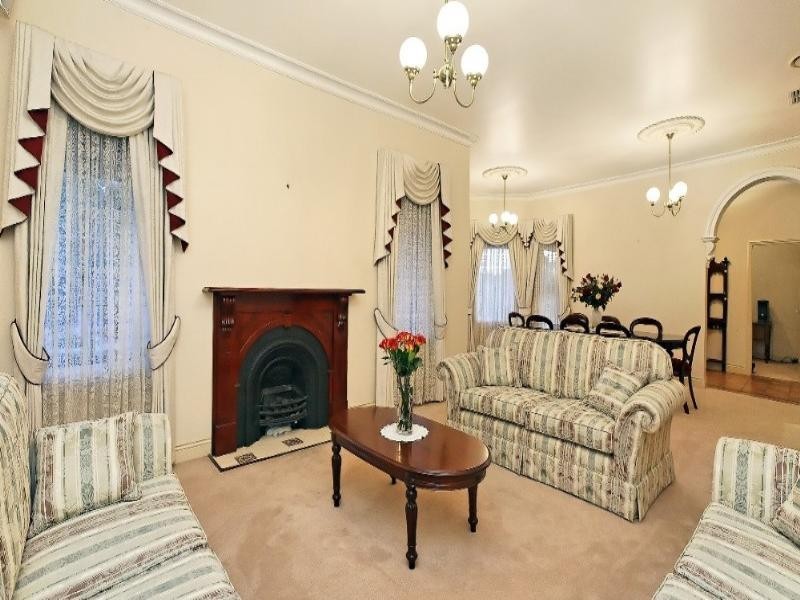 69 Vista Crescent, Rowville VIC 3178