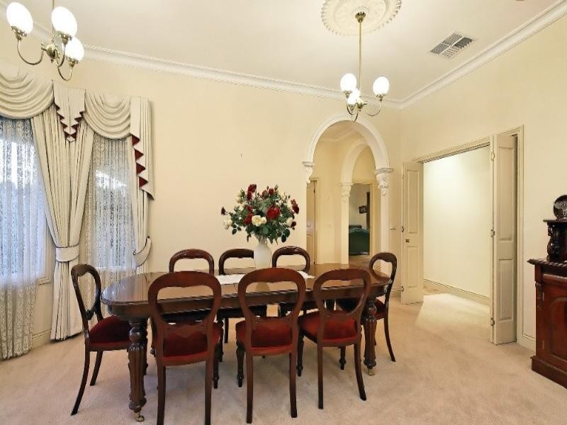 69 Vista Crescent, Rowville VIC 3178