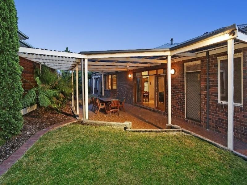 69 Vista Crescent, Rowville VIC 3178