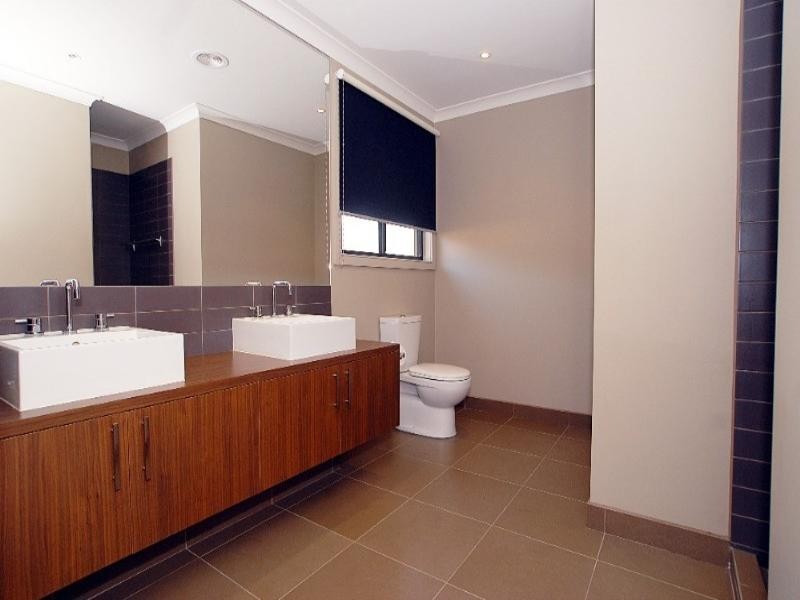 12 Perri-Raso Rise, Rowville VIC 3178