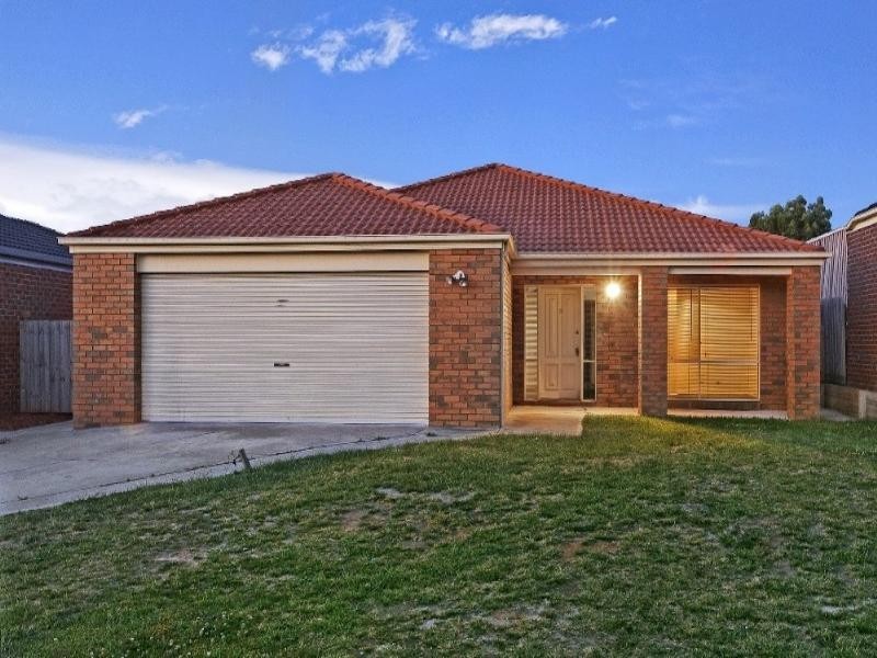 3 Lucy Hill Rise, Rowville VIC 3178