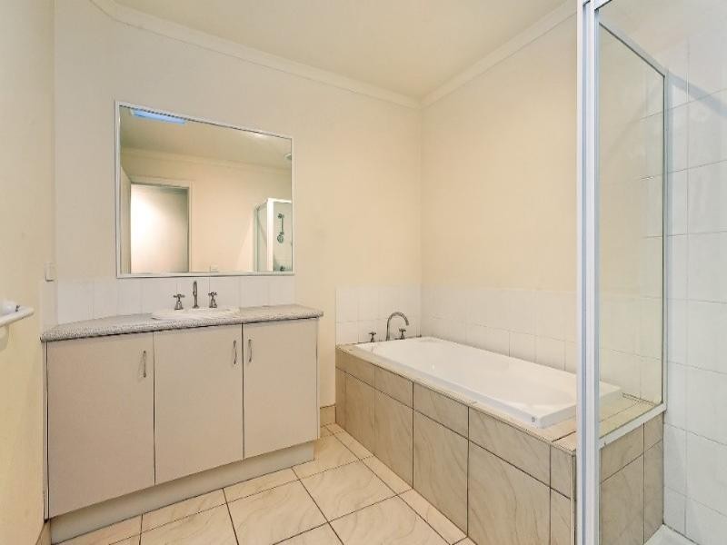 3 Lucy Hill Rise, Rowville VIC 3178