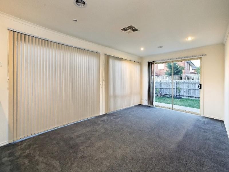 3 Lucy Hill Rise, Rowville VIC 3178