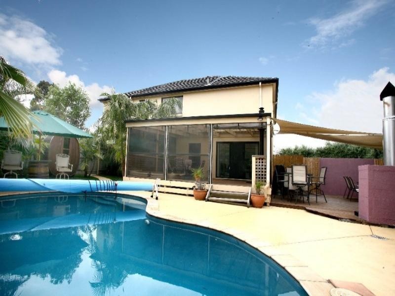 17 Selwood Court, Rowville VIC 3178