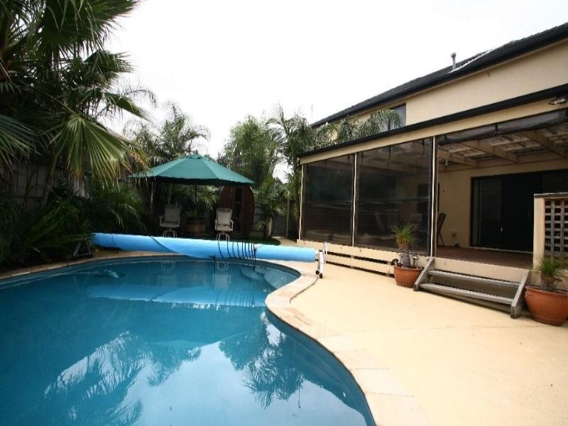 17 Selwood Court, Rowville VIC 3178