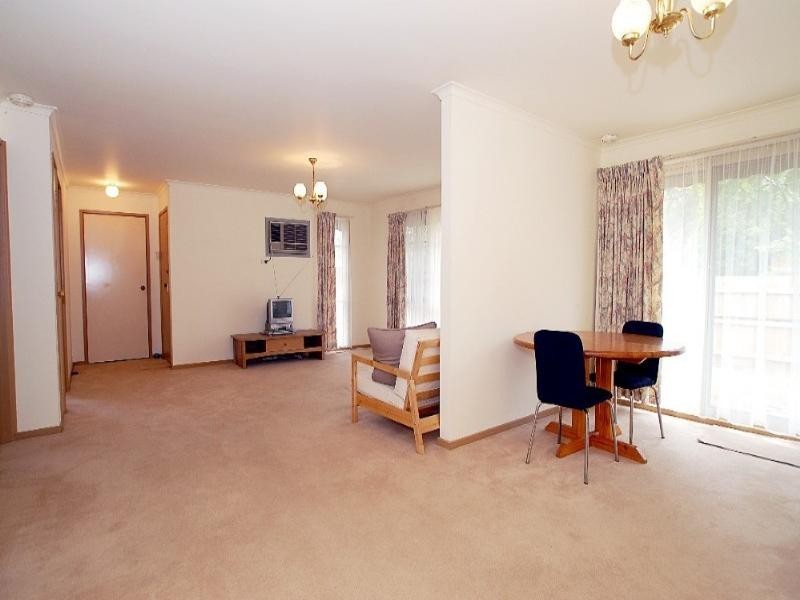 14 Eyre Close, Rowville VIC 3178