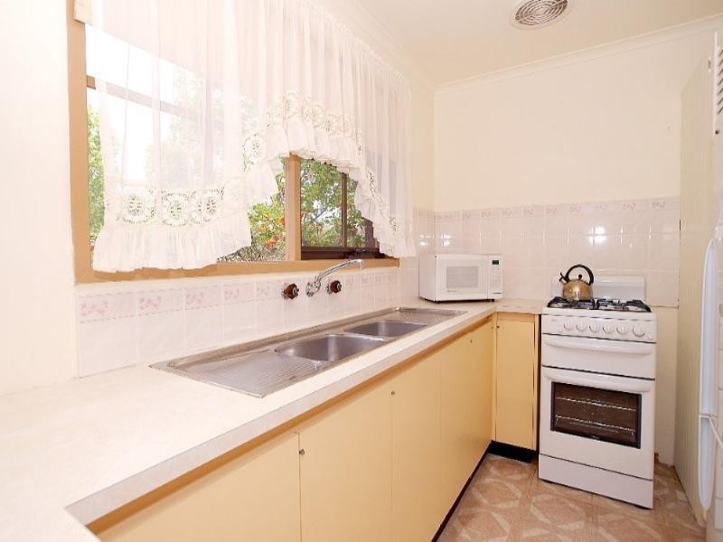 14 Eyre Close, Rowville VIC 3178