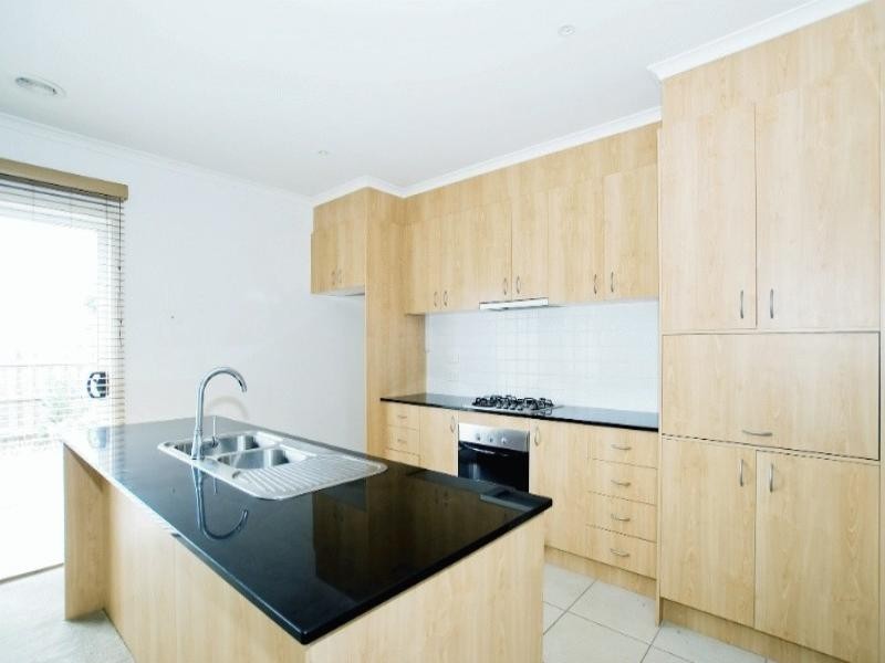 117 Sovereign Manors Crescent, Rowville VIC 3178