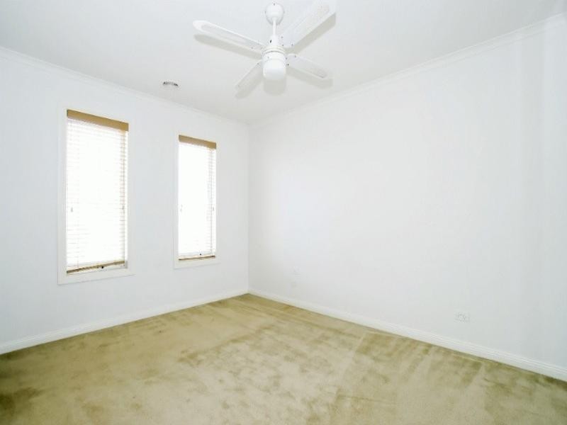 117 Sovereign Manors Crescent, Rowville VIC 3178