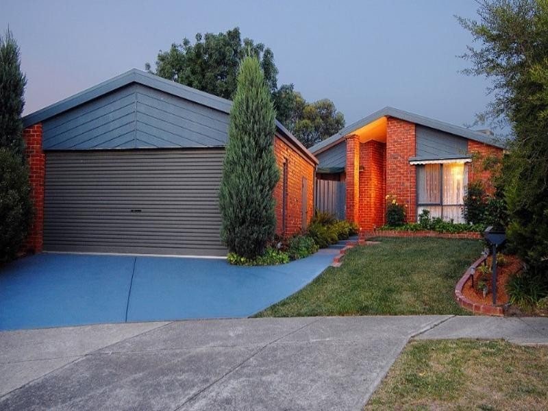6 Lancom Rise, Rowville VIC 3178