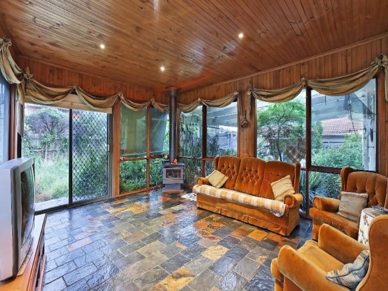 4 Bergins Road, Rowville VIC 3178