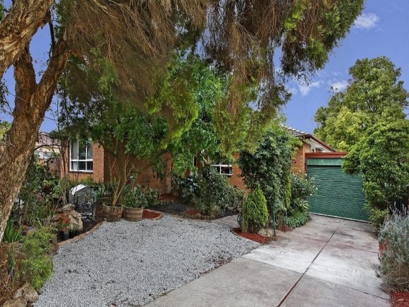 96 Grayson Drive, Scoresby VIC 3179