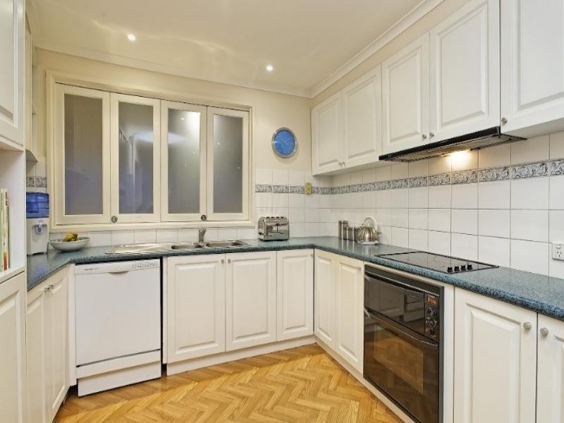 15 Gymea Avenue, Rowville VIC 3178