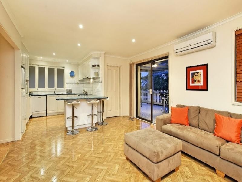 15 Gymea Avenue, Rowville VIC 3178