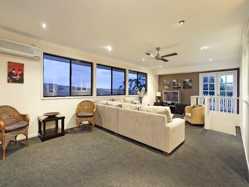 15 Gymea Avenue, Rowville VIC 3178