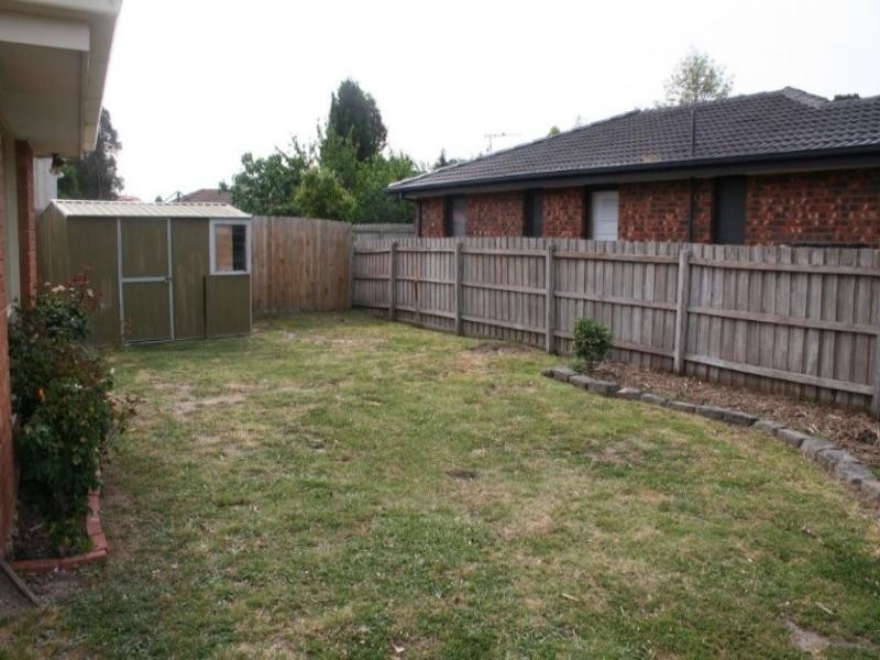 185 Dandelion Drive, Rowville VIC 3178