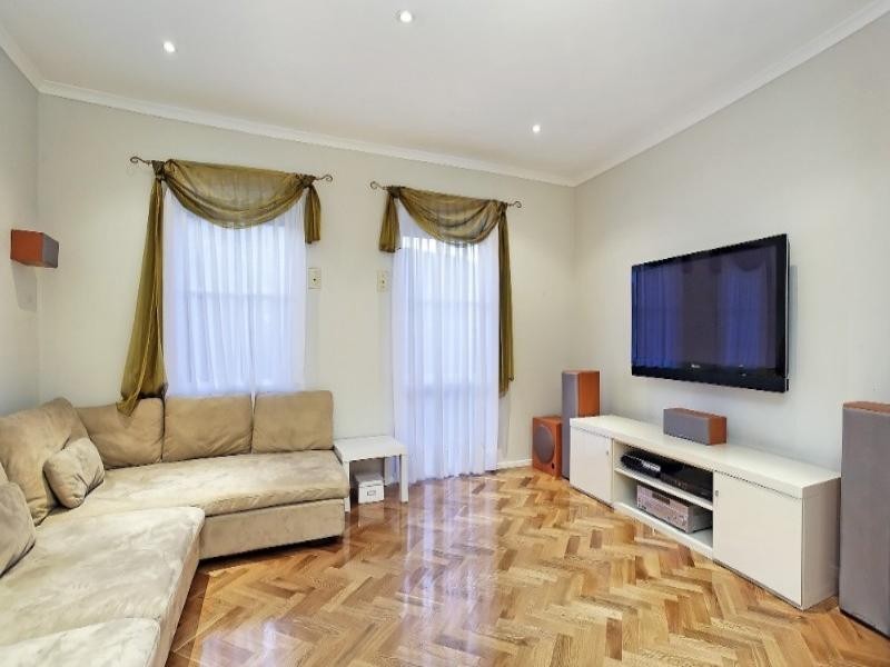 11 Hodges Close, Rowville VIC 3178