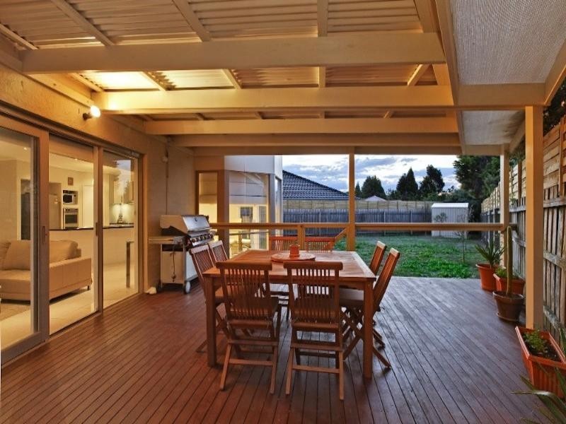 11 Hodges Close, Rowville VIC 3178