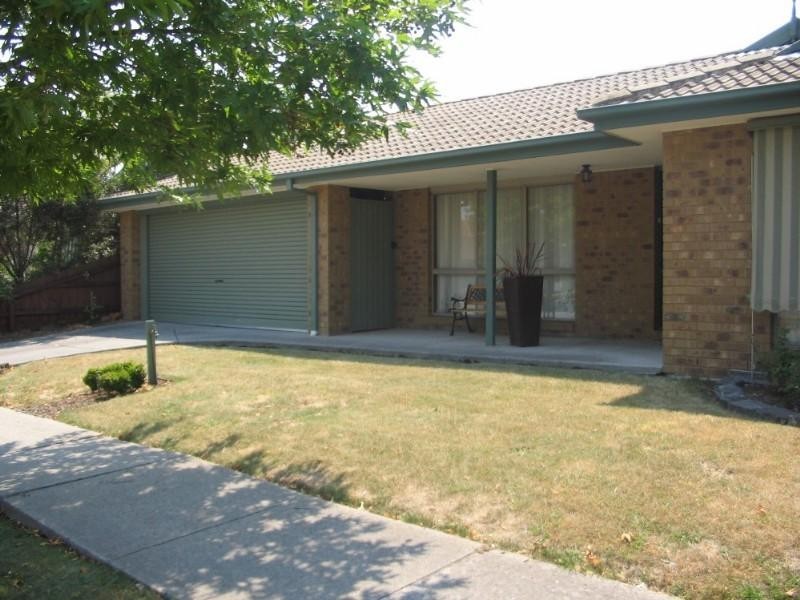 15 Liviana Drive, Rowville VIC 3178