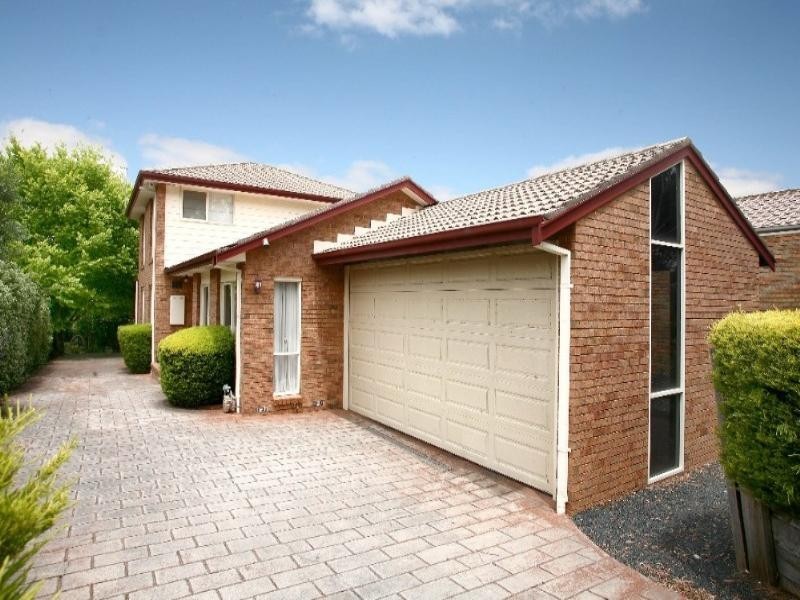 75 Turramurra Drive, Rowville VIC 3178
