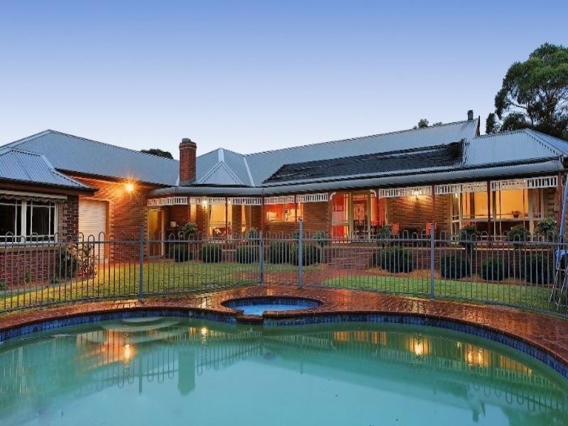 5 Ruby Close, Rowville VIC 3178